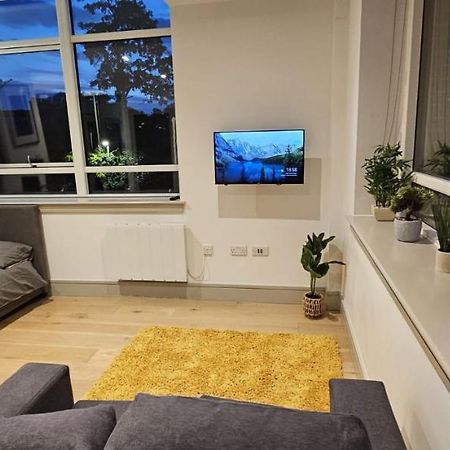 Studio Flat In Tottenham London Bagian luar foto